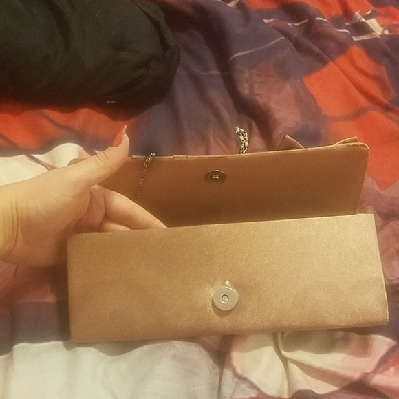 Purse - Picture 3 of 3